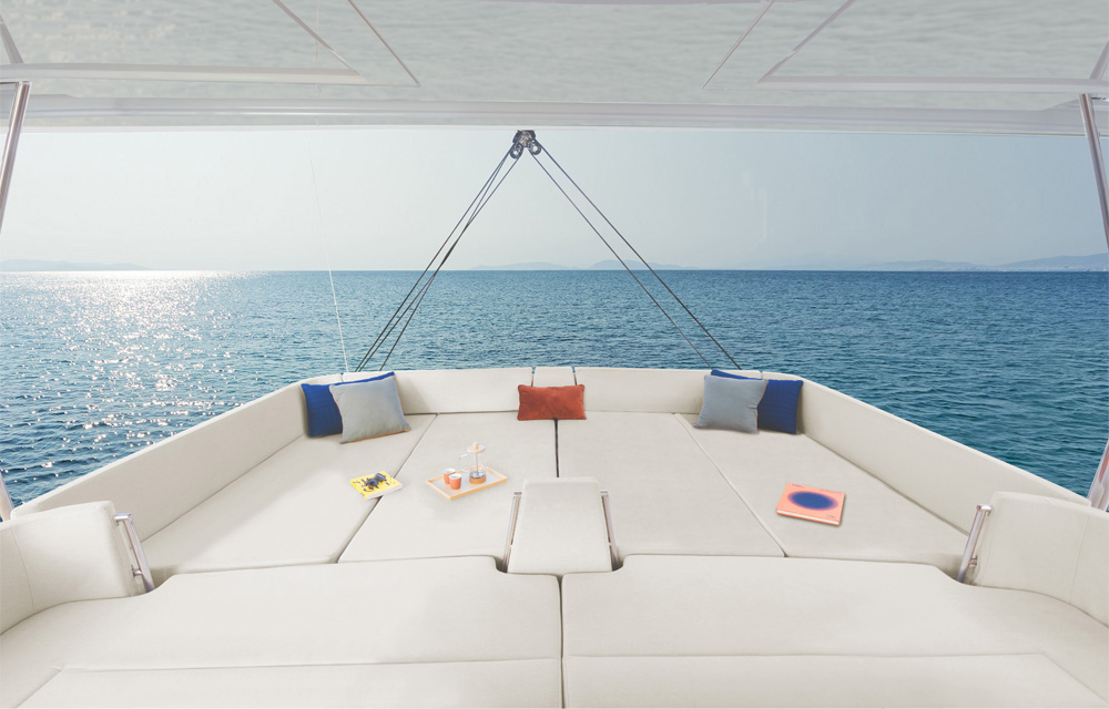 Sellerie extérieure signée Ruchaud