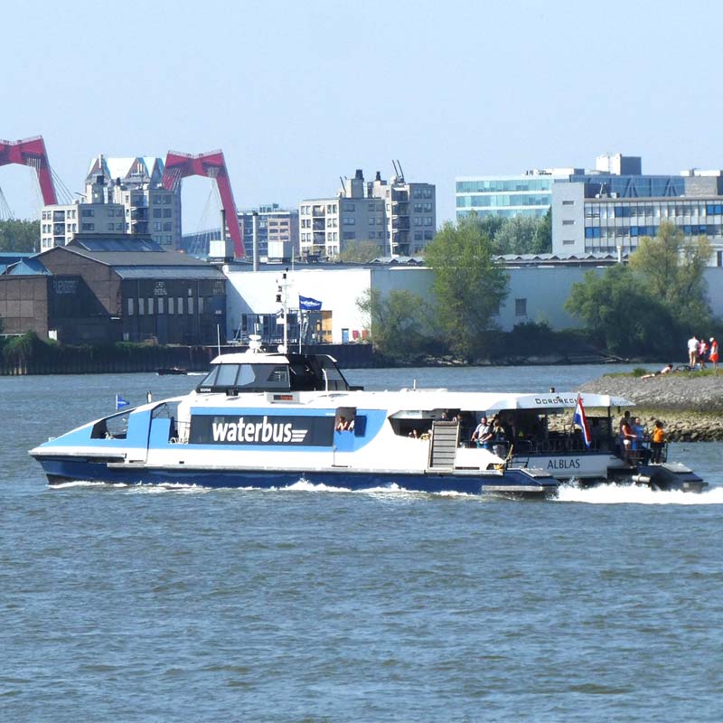 Catégorie navires professionnel et militaire