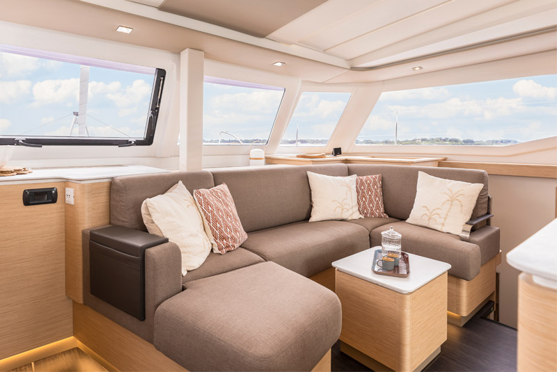 Sellerie intérieure pour rénovation de bateau